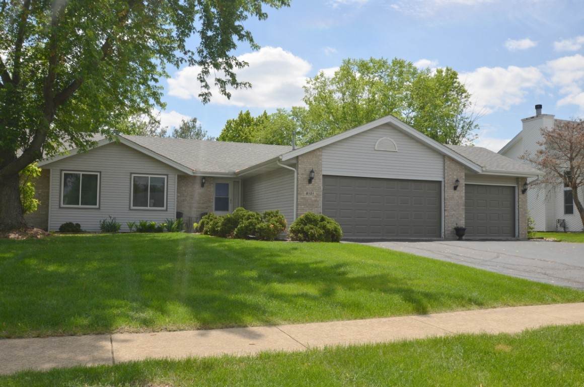 8101 Slater Drive - Photo 1