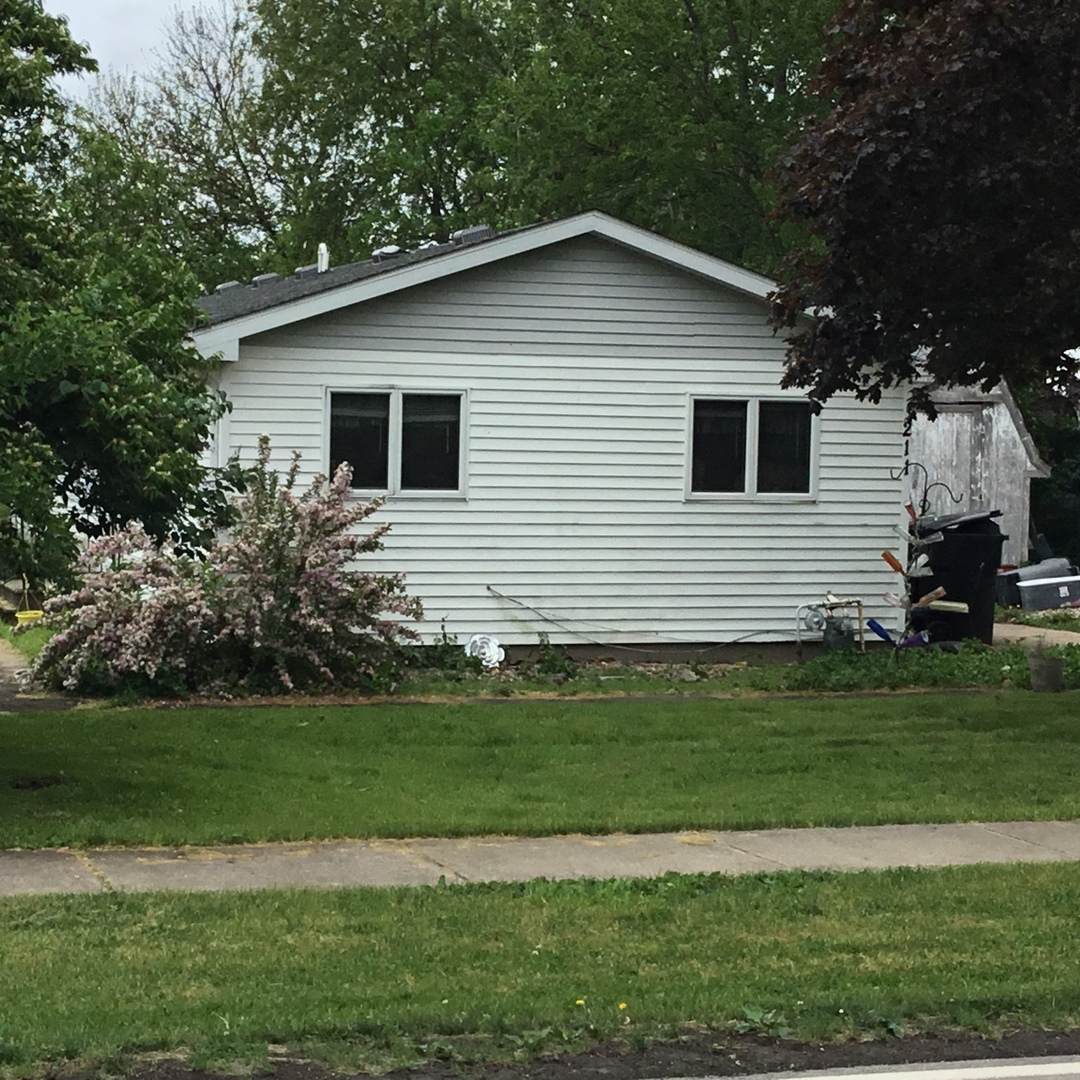 211 Locust Street - Photo 1
