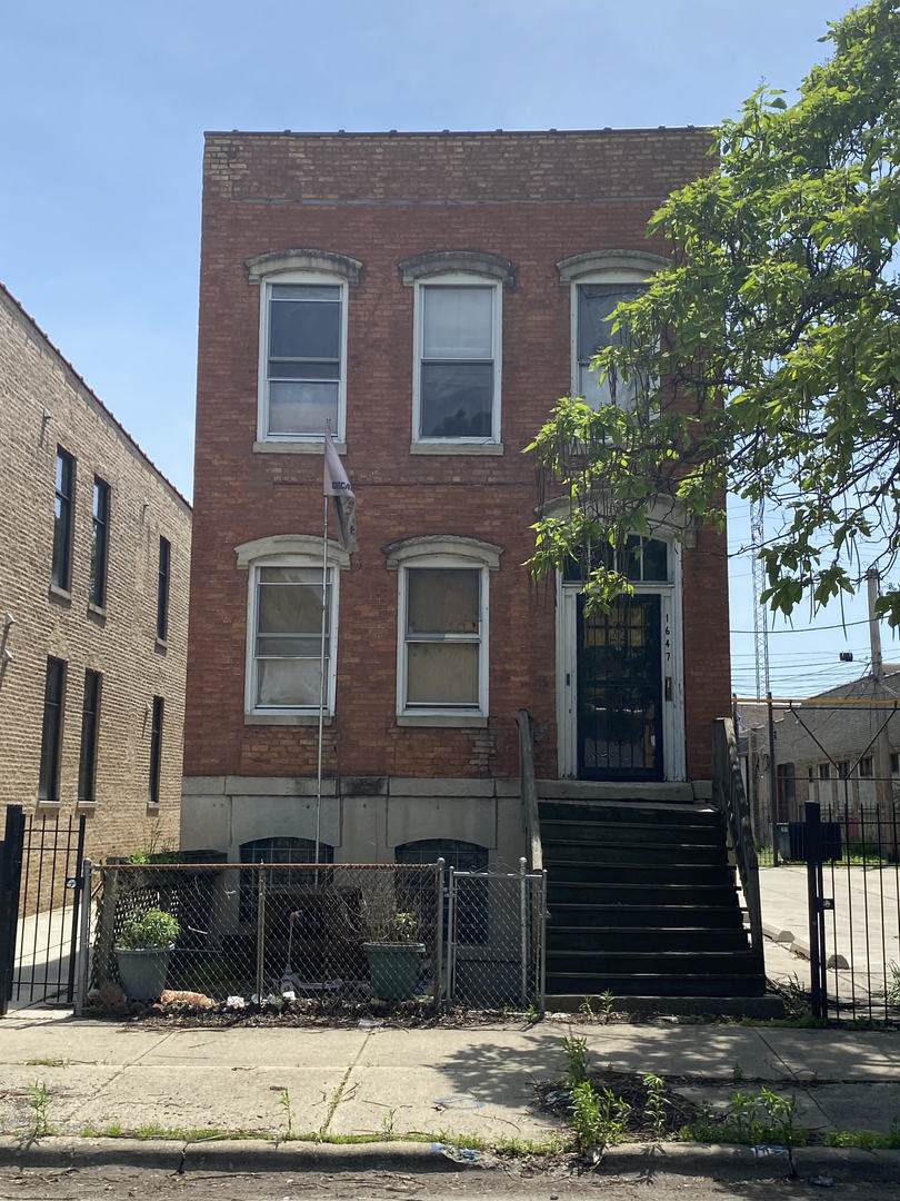 1647 Hubbard Street - Photo 1