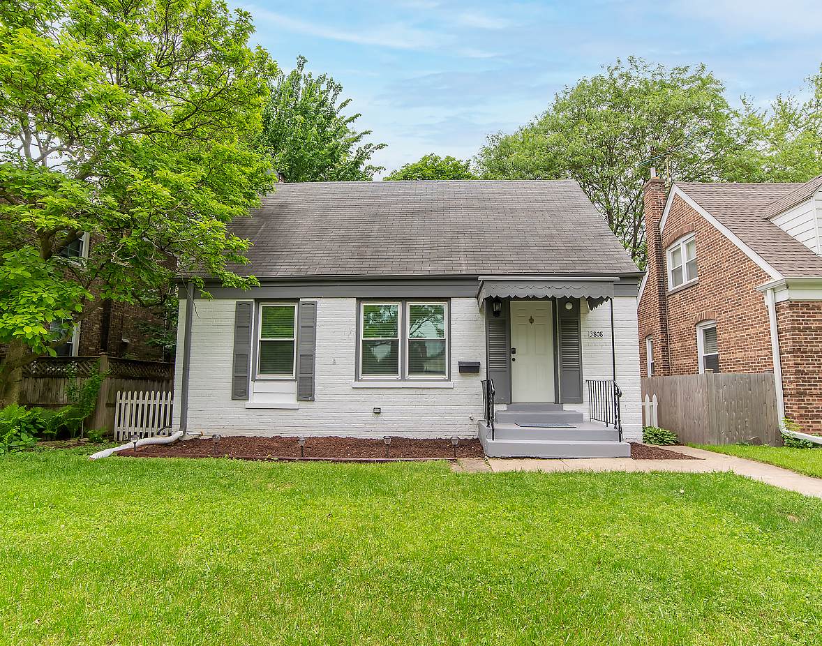 3808 Blanchan Avenue - Photo 1