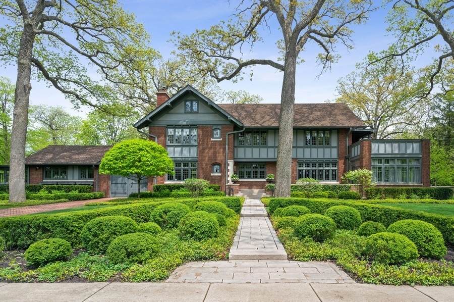547 Roslyn Road - Photo 1
