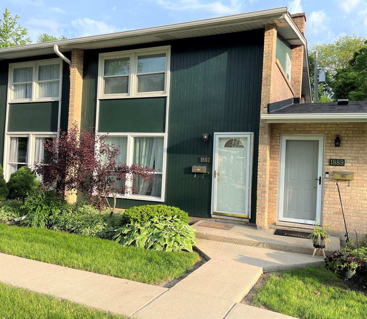 1887 Willow Hill Court - Photo 1