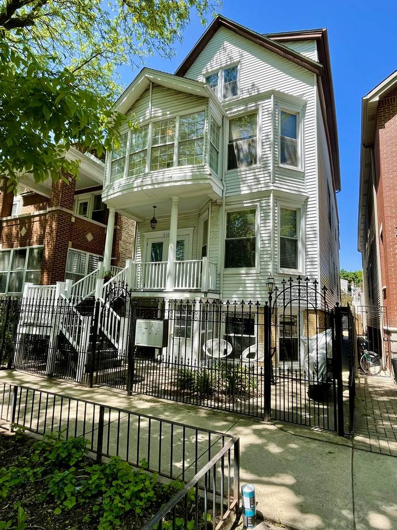 2108 Belle Plaine Avenue - Photo 1