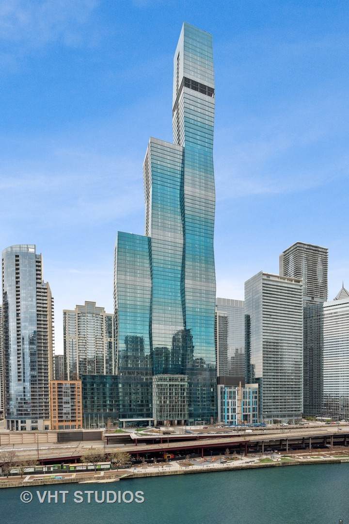 363 Wacker Drive - Photo 1