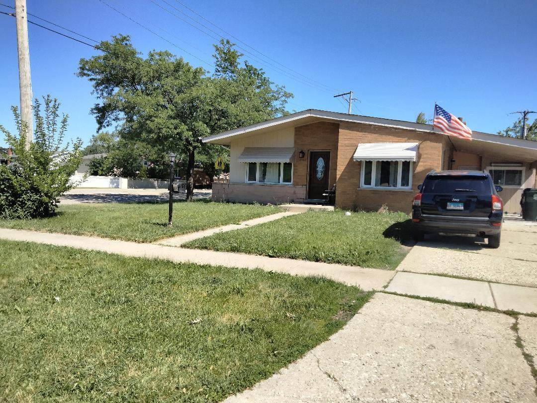 8560 North Terrace - Photo 1