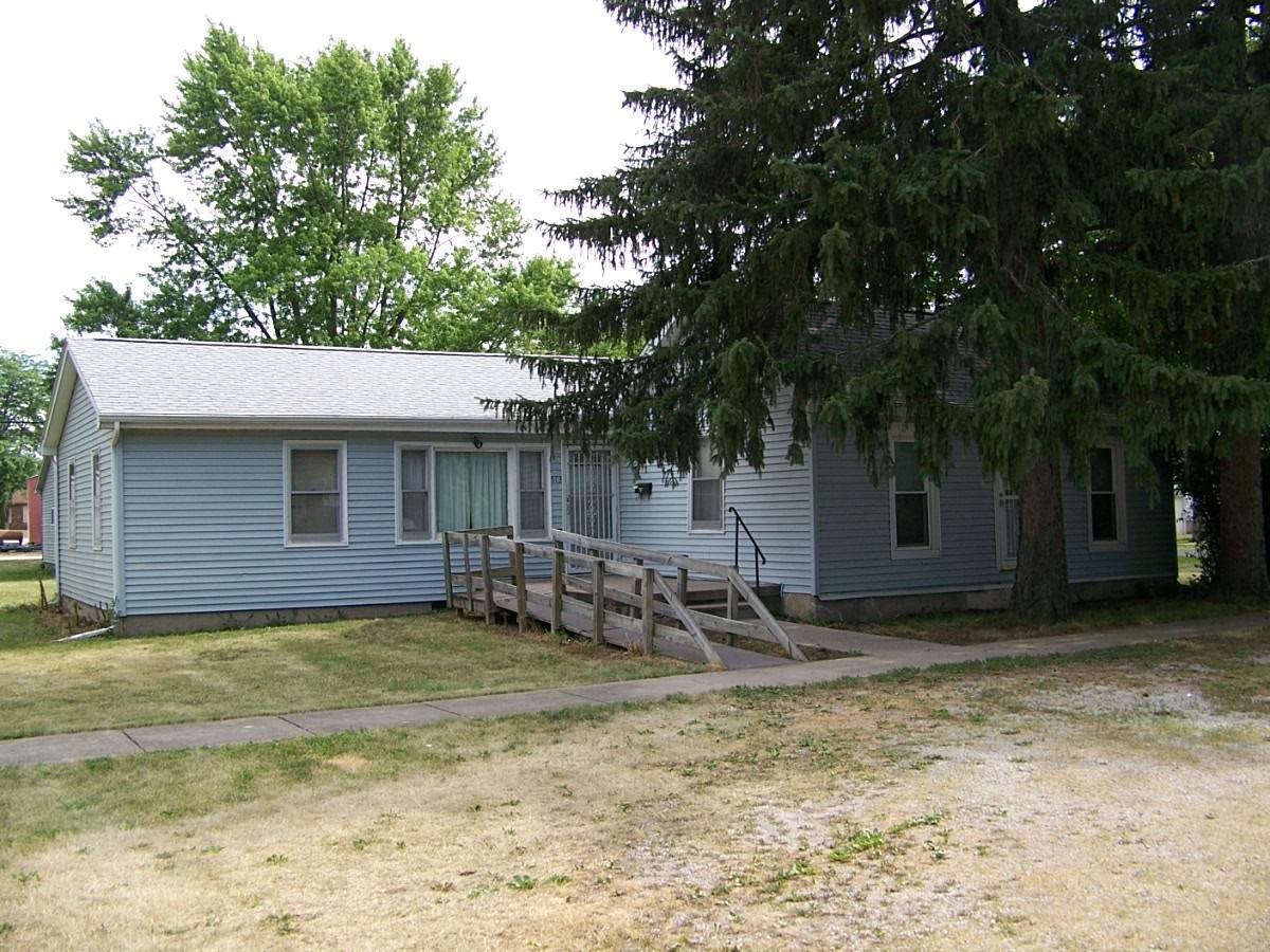 513 Elm Street - Photo 1