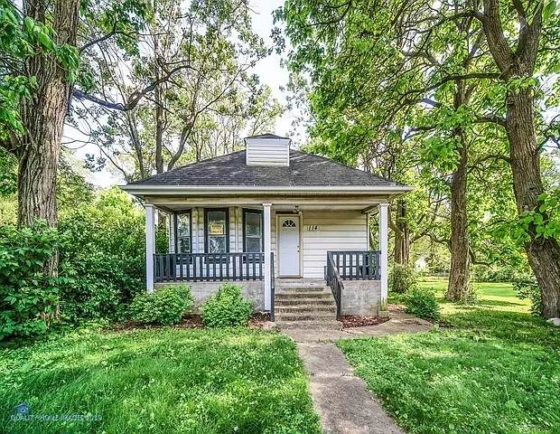 114 Dellwood Avenue - Photo 1