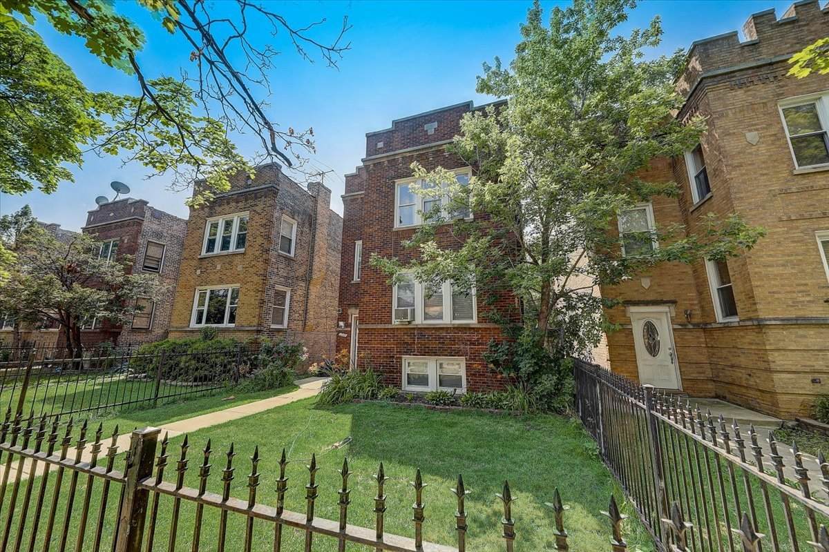 1748 Mayfield Avenue - Photo 1