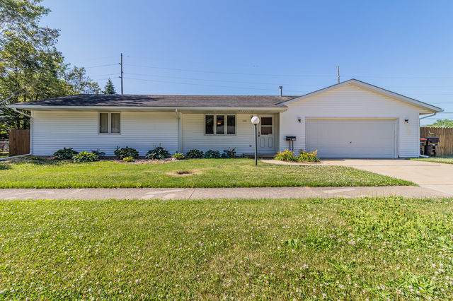1100 Clark Street - Photo 1