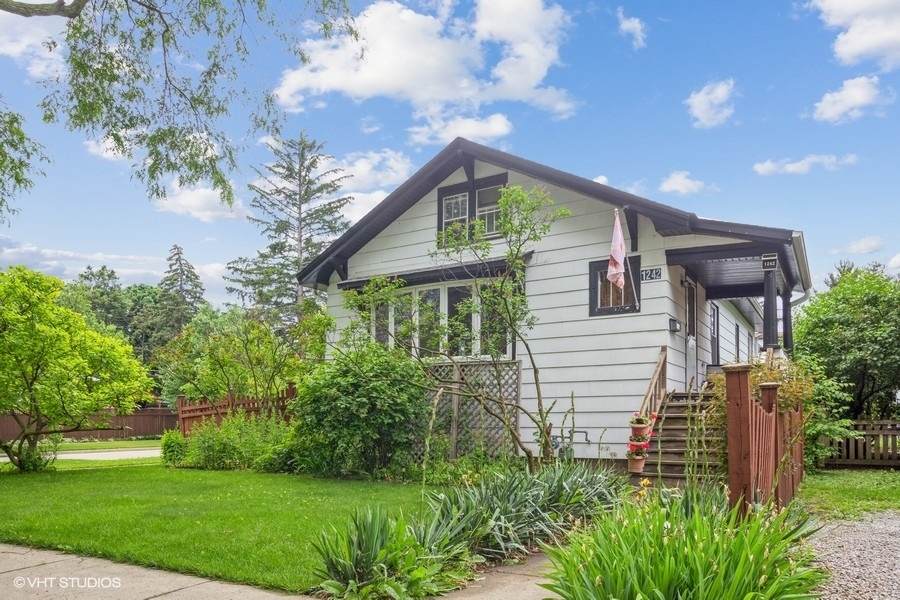 1242 Center Street - Photo 1