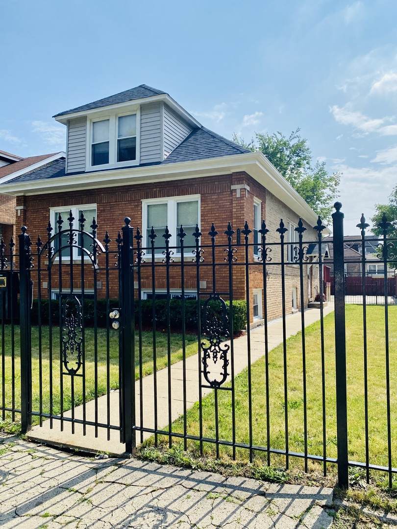 2053 Kilpatrick Avenue - Photo 1
