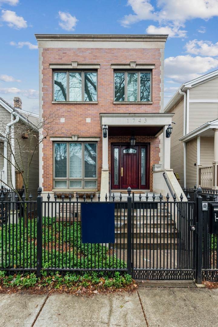 1743 Fletcher Street - Photo 1