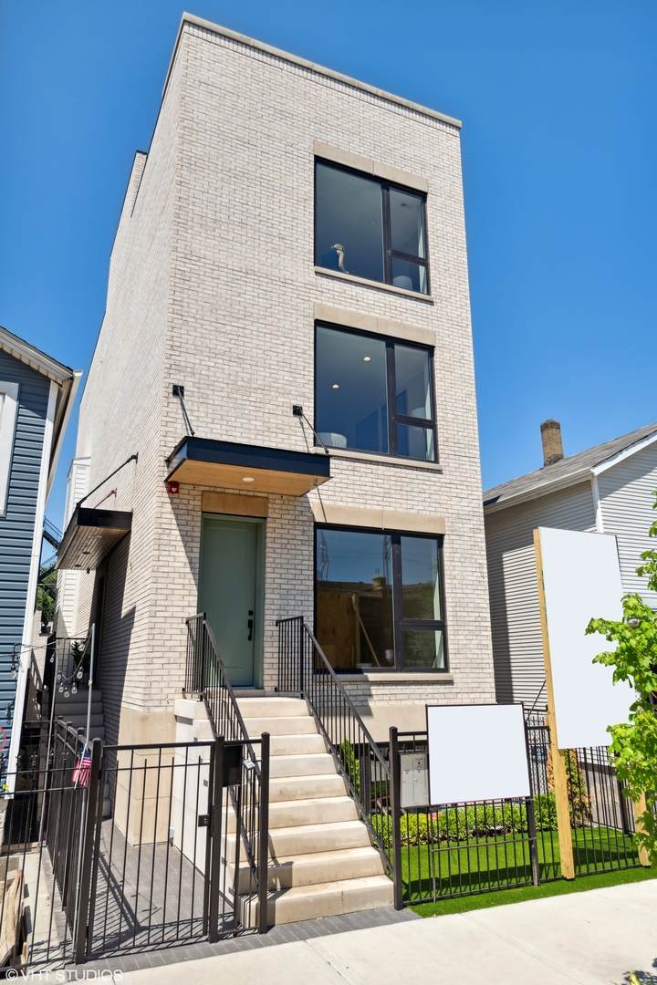450 Racine Avenue - Photo 1