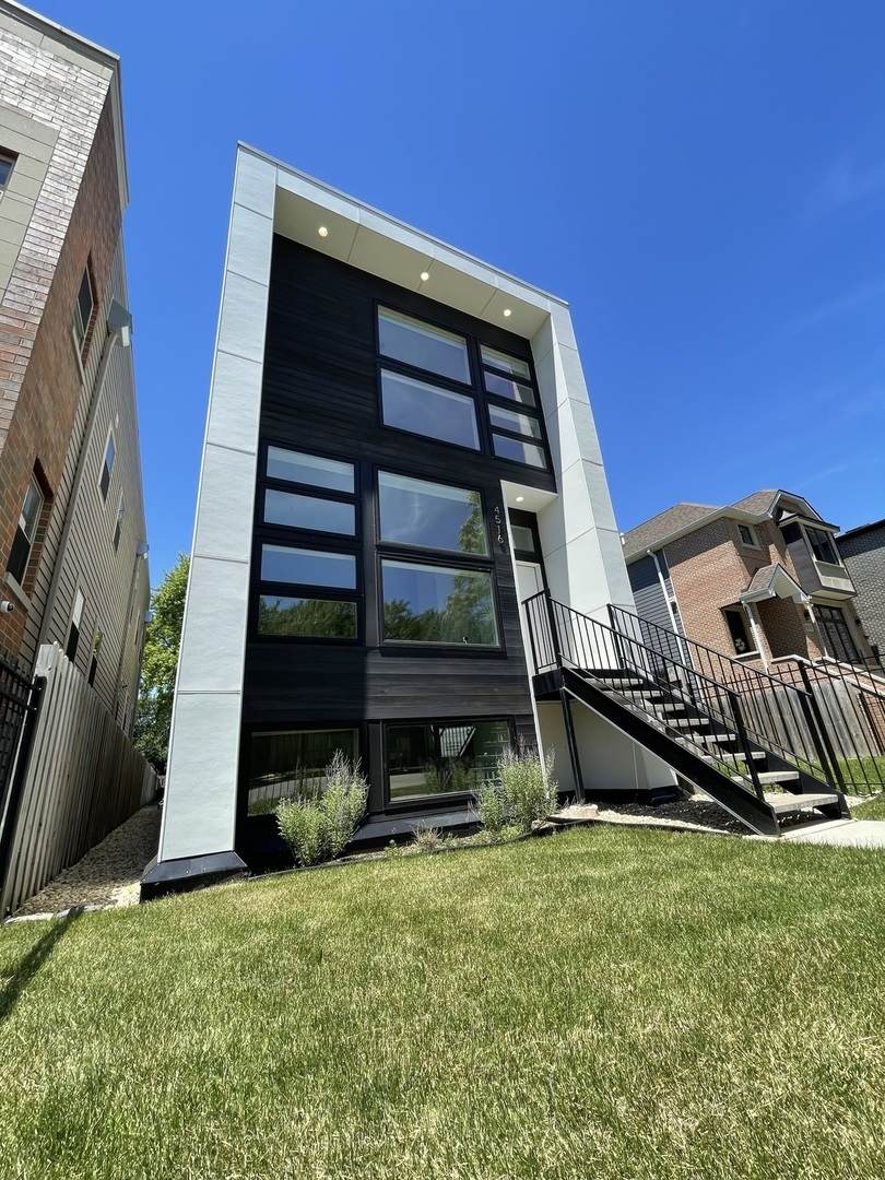 4516 Prairie Avenue - Photo 1