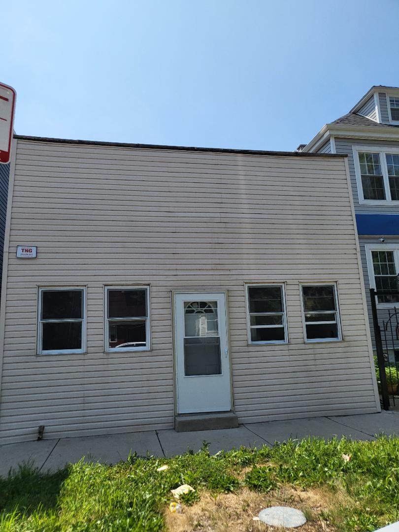 4354 Maplewood Avenue - Photo 1