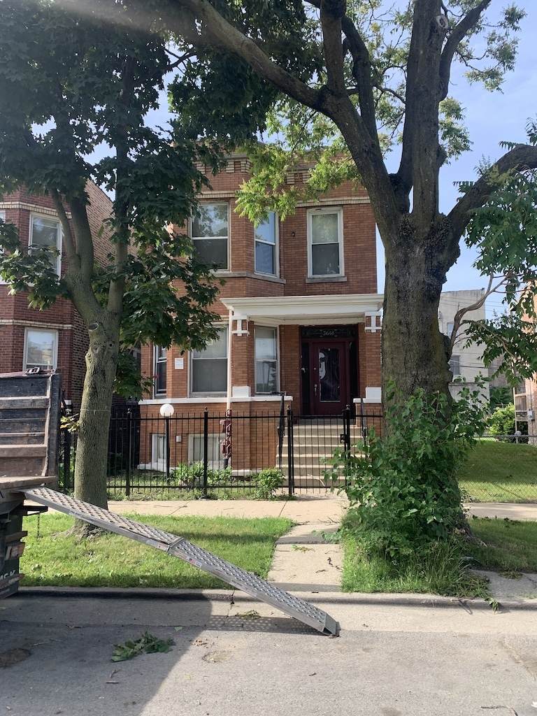 3661 Grenshaw Street - Photo 1