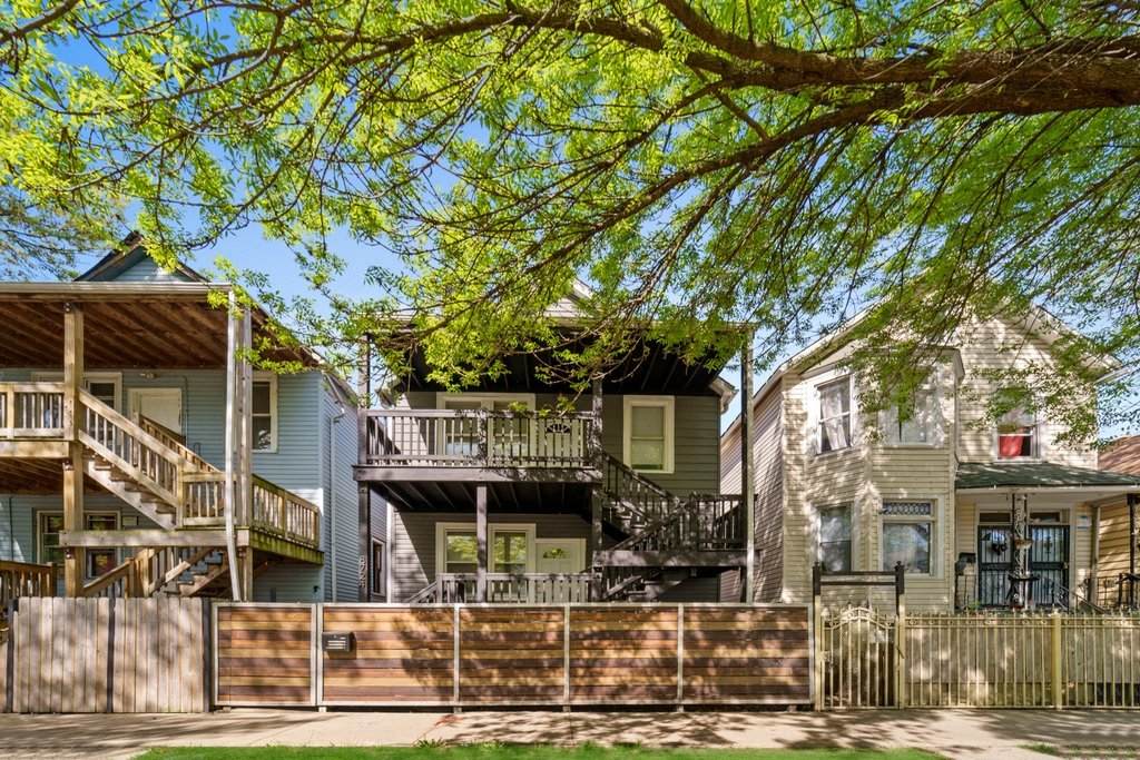 8724 Exchange Avenue - Photo 1