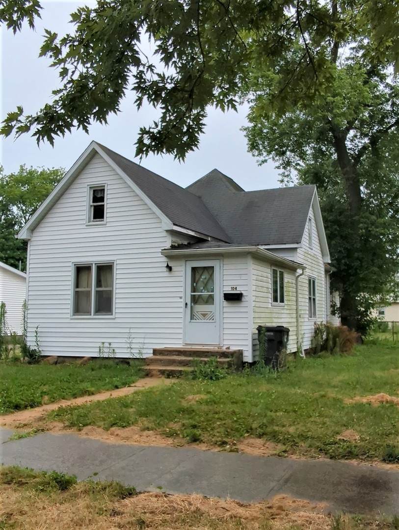 104 Pine Street - Photo 1