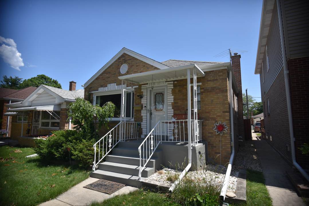 2311 Park Avenue - Photo 1