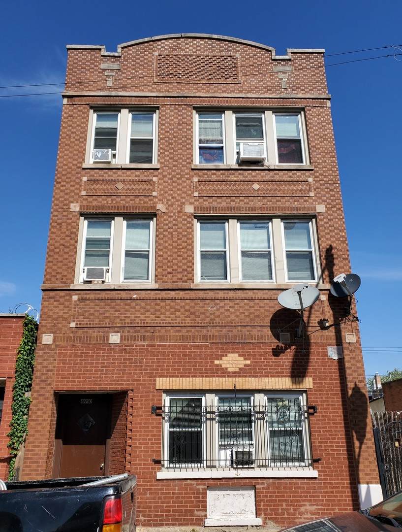 4910 Diversey Avenue - Photo 1