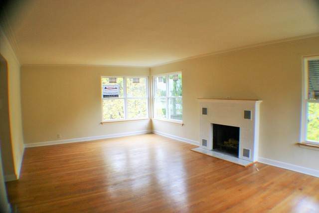 10400 Claremont Avenue - Photo 1