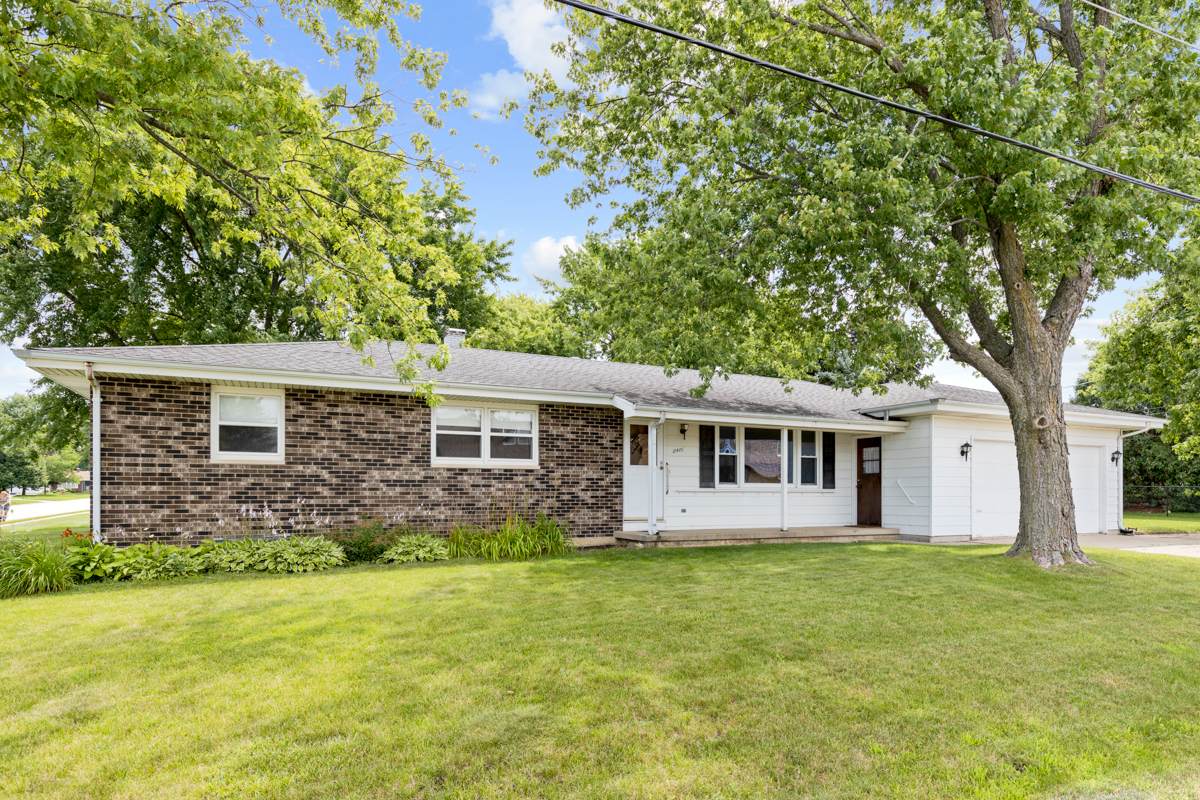 10406 Church Street - Photo 1