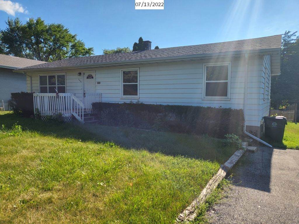 309 Oakwood Drive - Photo 1