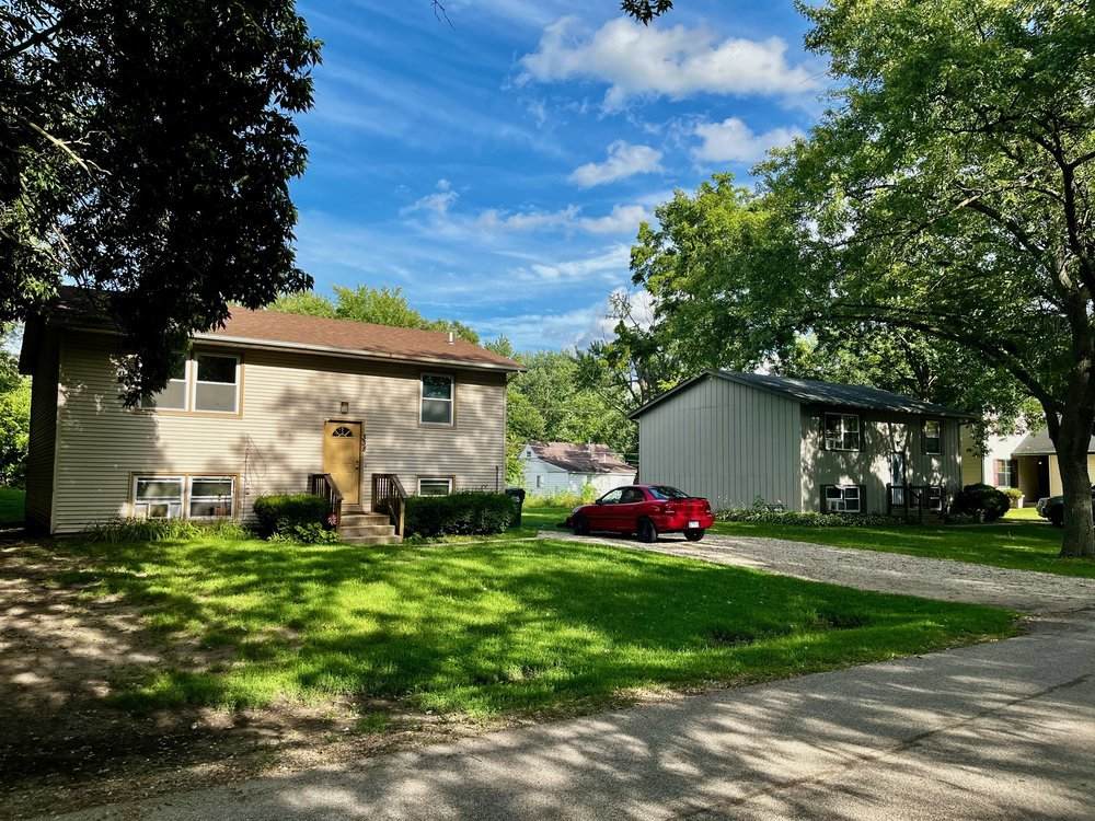 332-338 Maplewood Drive - Photo 1