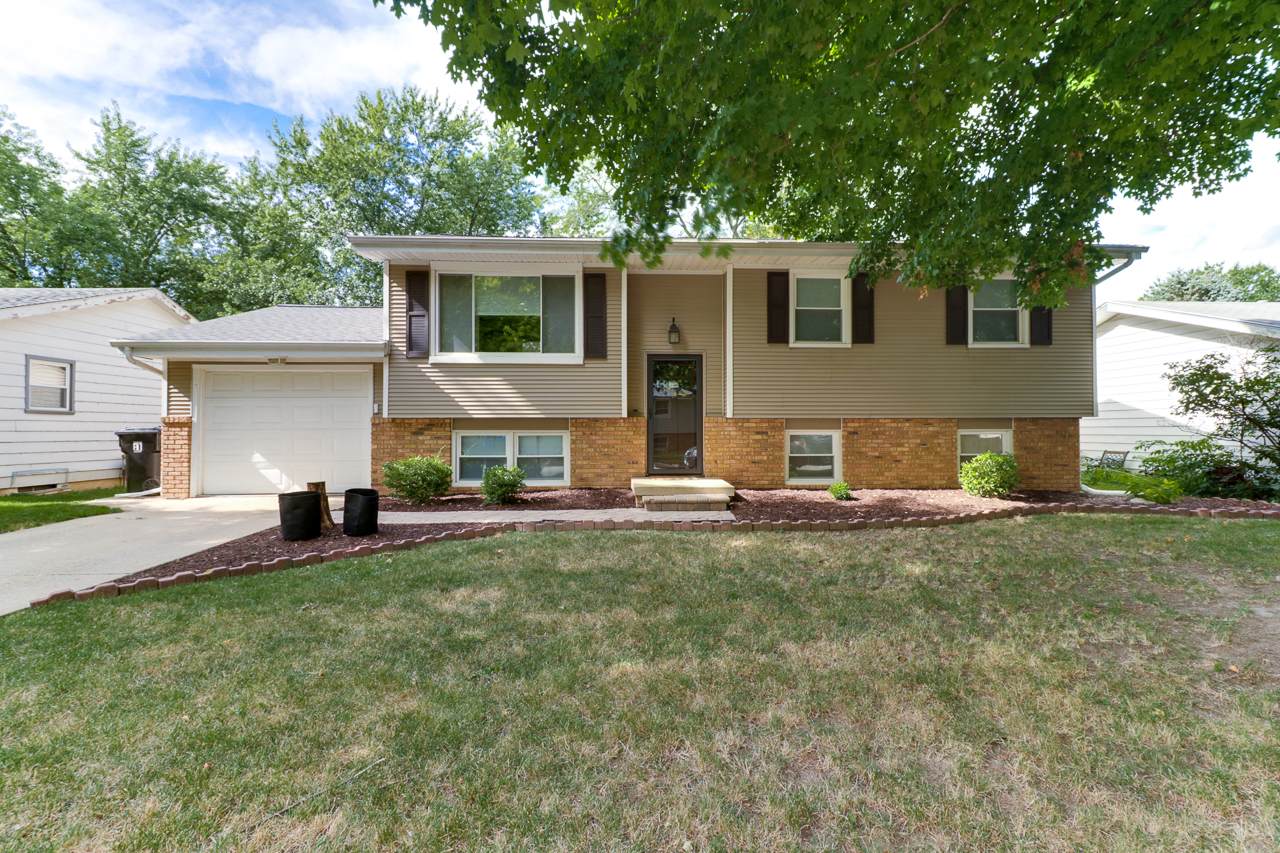 1702 Hoover Street - Photo 1