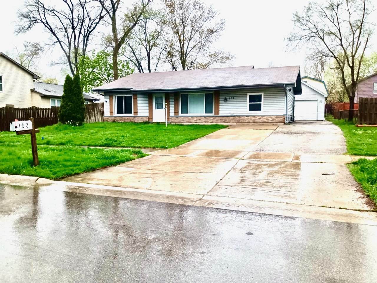 153 Maplewood Drive - Photo 1