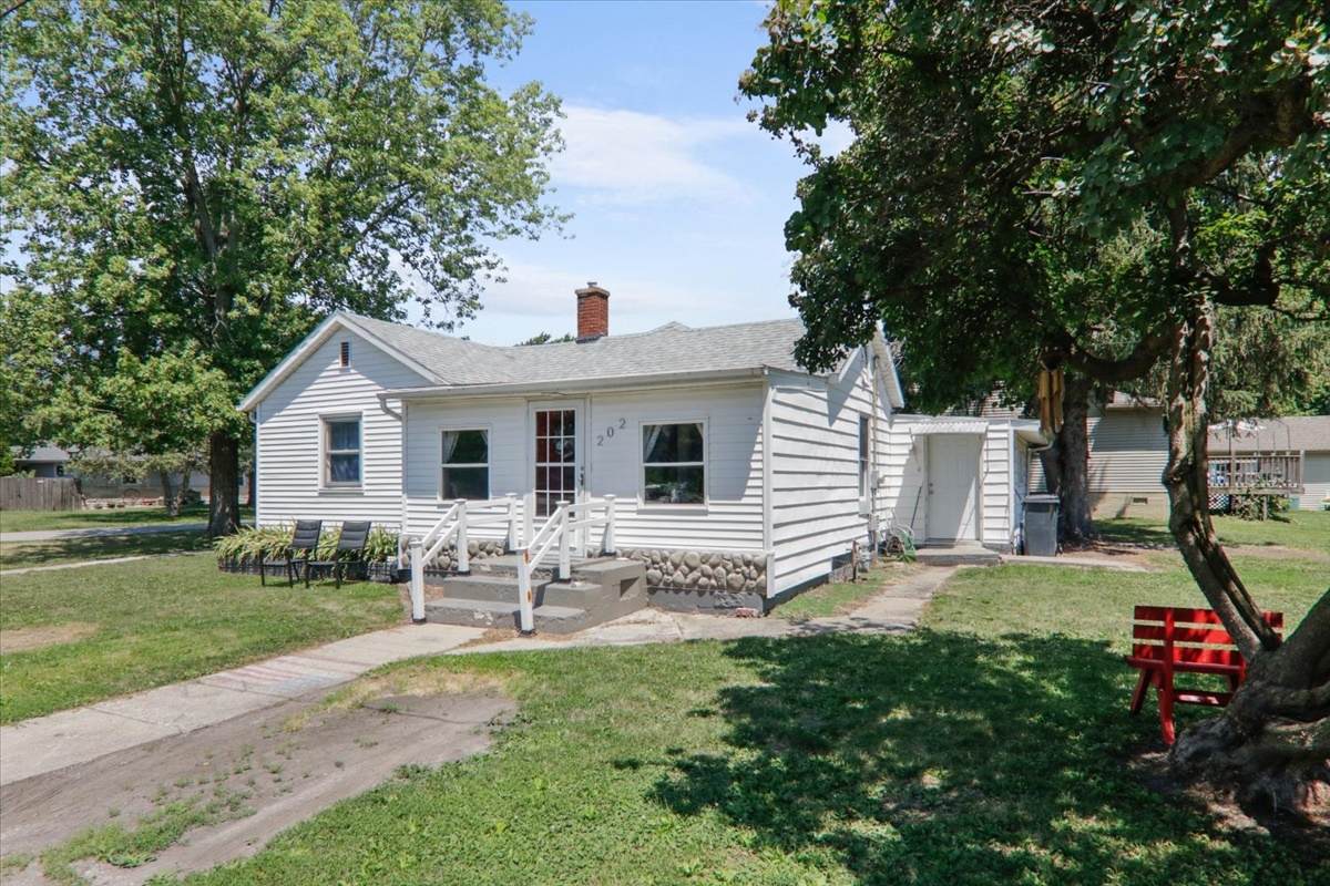 202 Locust Street - Photo 1