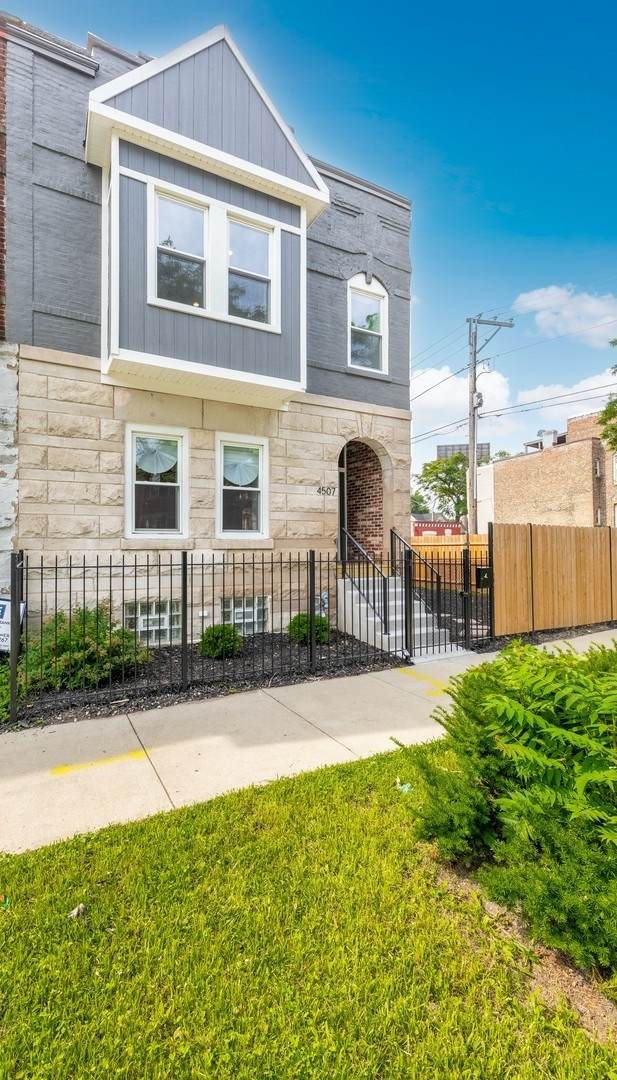 4507 Congress Parkway - Photo 1