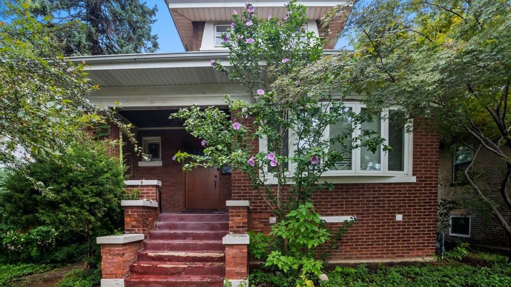 6427 33rd Street - Photo 1