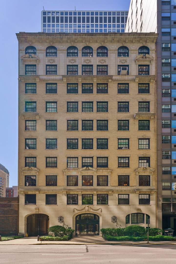 257 Delaware Place - Photo 1