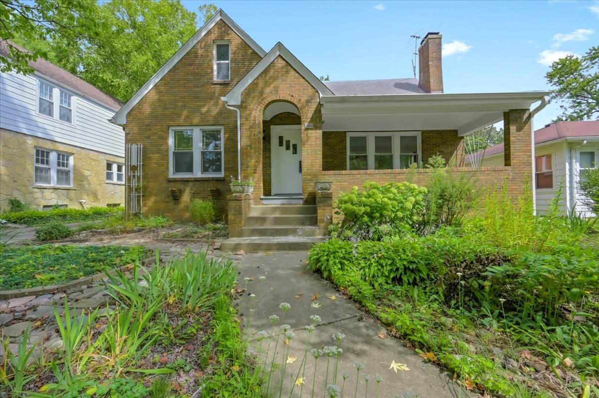1108 Green Street - Photo 1