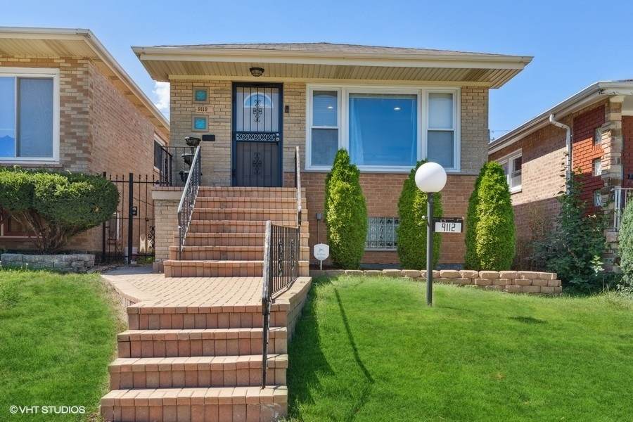 9112 Oglesby Avenue - Photo 1