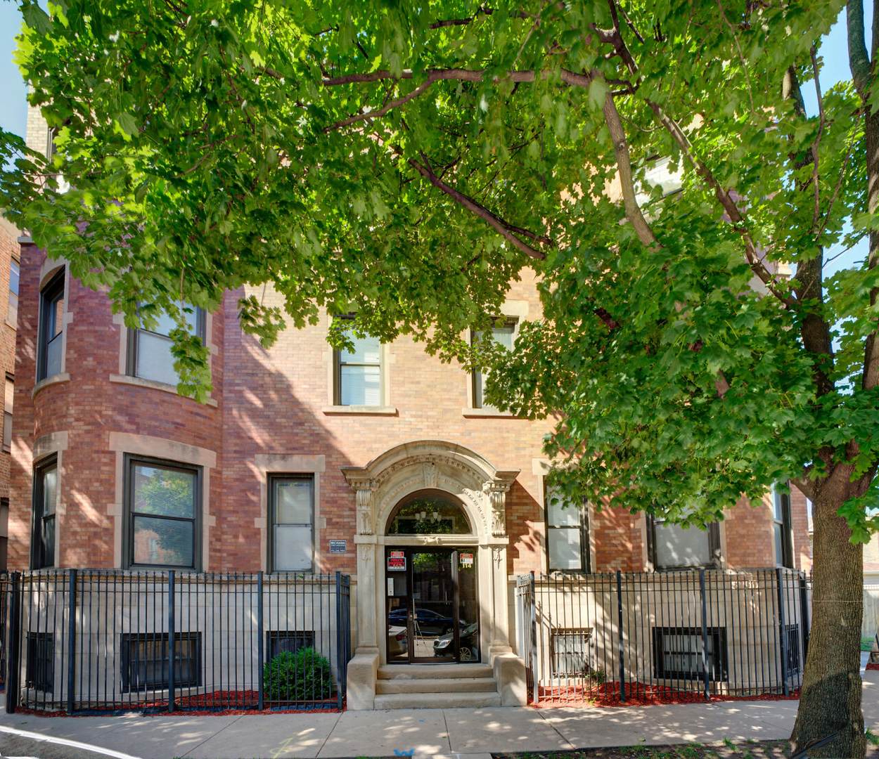 114 50TH Street - Photo 1