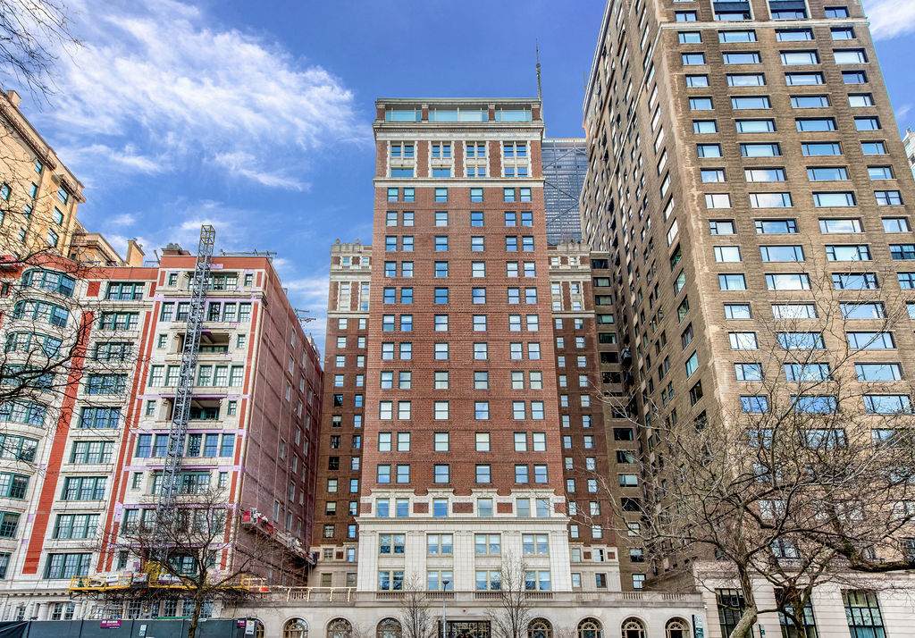 189 Lake Shore Drive - Photo 1