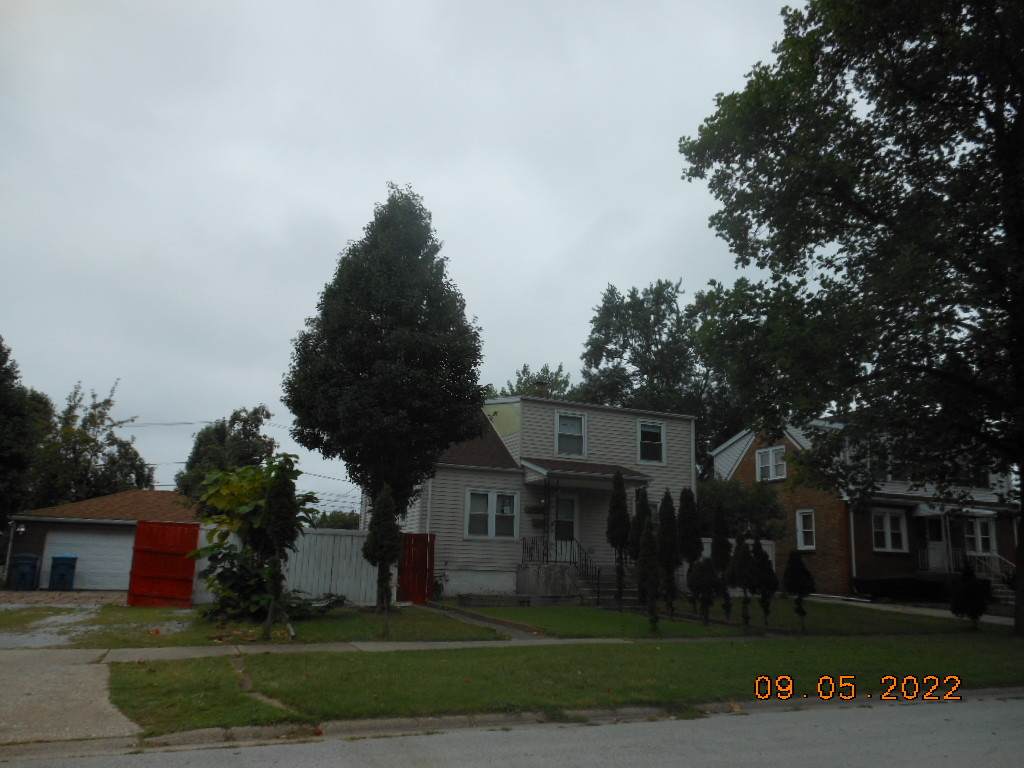 1224 Hirsch Avenue - Photo 1