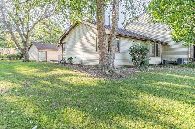 510 Spring Circle - Photo 1