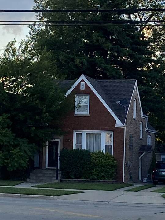 7226 39th Street - Photo 1