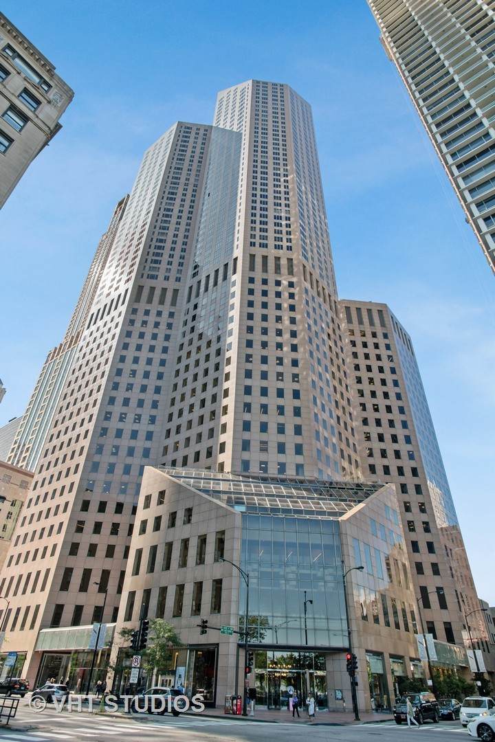950 Michigan Avenue - Photo 1
