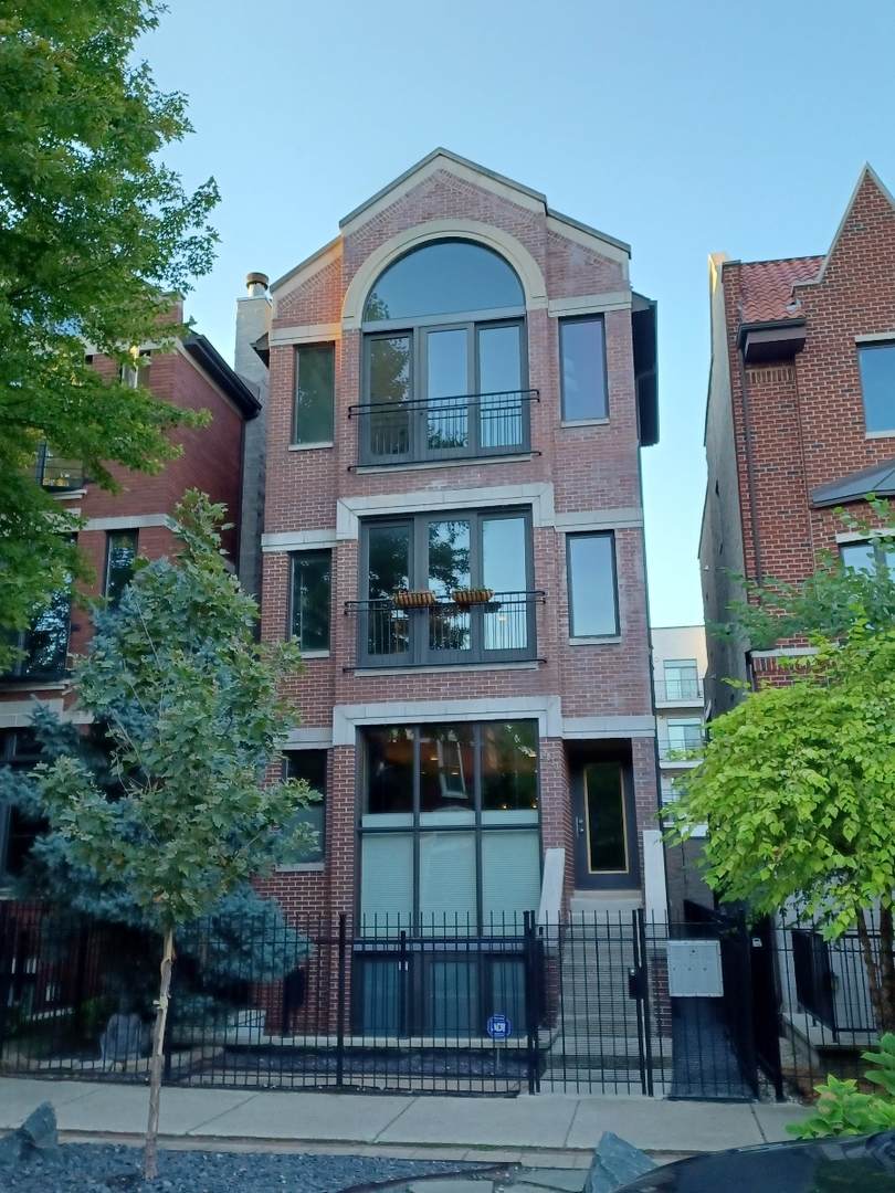 2033 Crystal Street - Photo 1