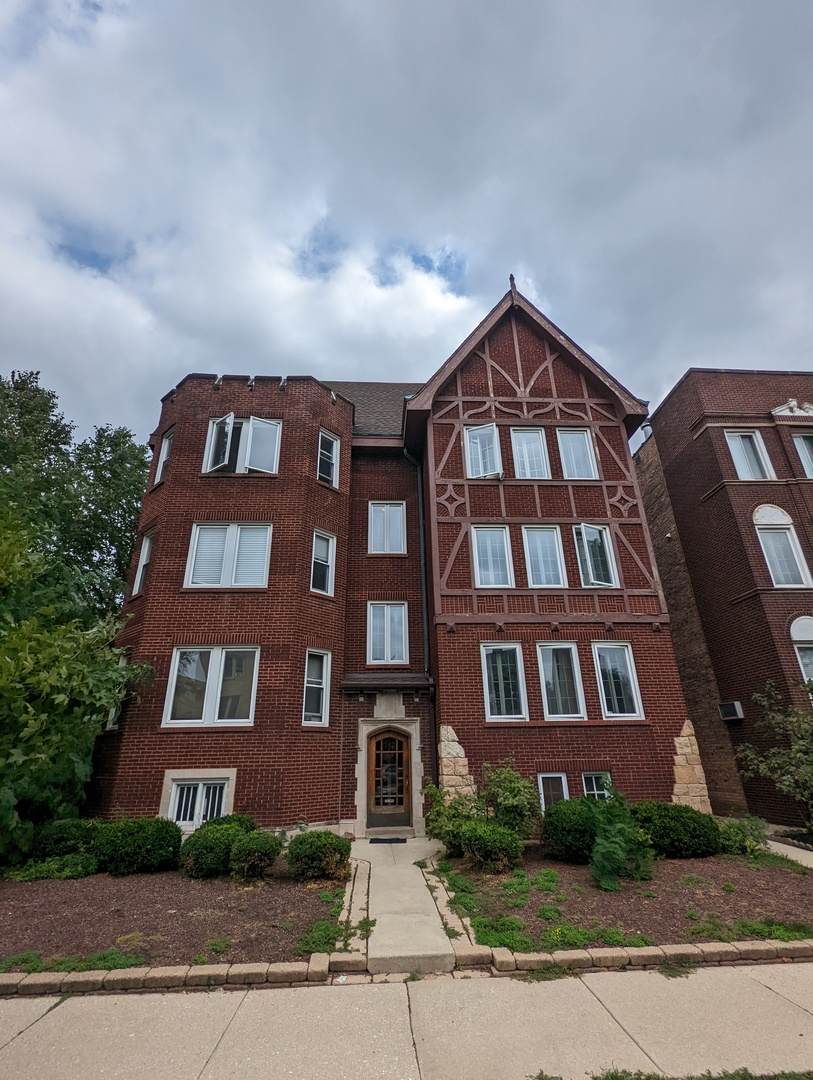 424 Wisconsin Avenue - Photo 1