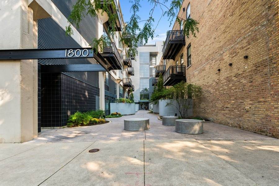 1800 Grace Street - Photo 1