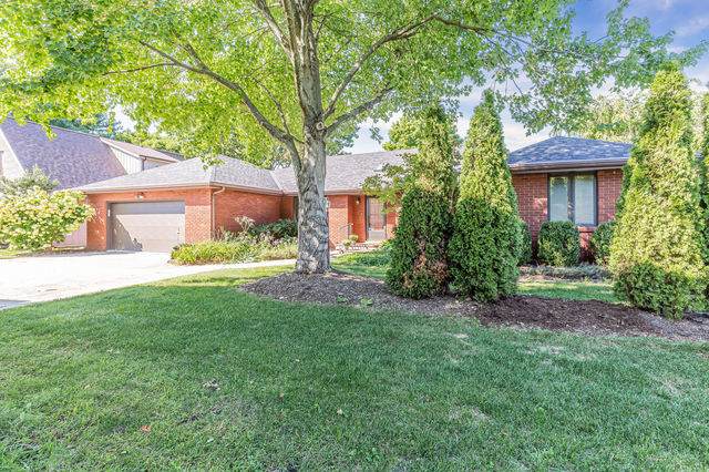2102 Sugarbush Lane - Photo 1