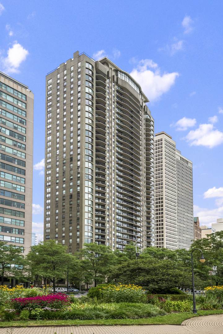 1040 Lake Shore Drive - Photo 1