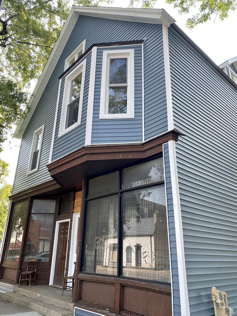 2323 Foster Avenue - Photo 1