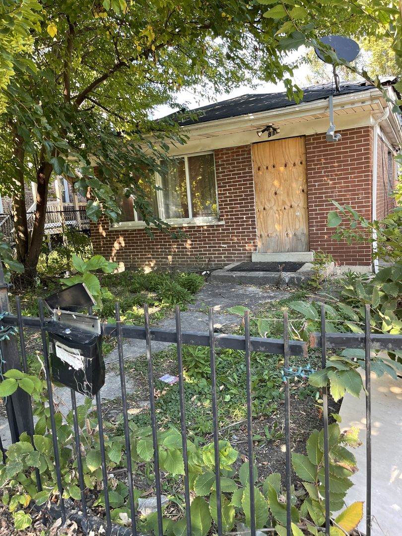 814 53rd Street - Photo 1