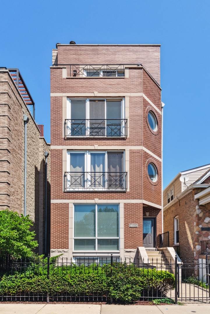 1654 Diversey Parkway - Photo 1